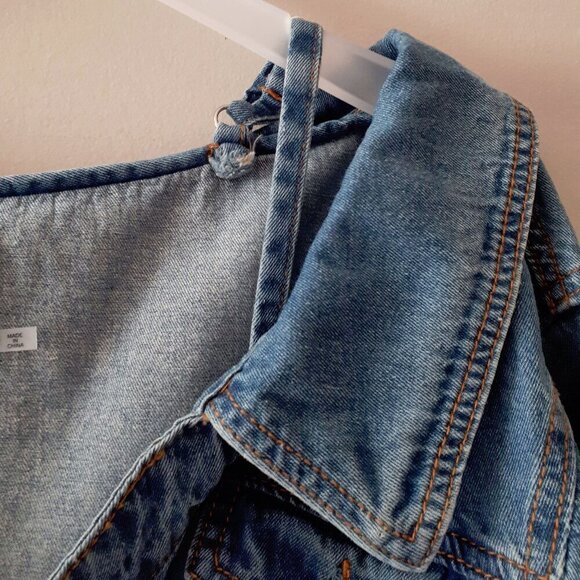 EUC Mustard Seed blue medium wash denim jacket with strap detail, M - Picture 10 of 12
